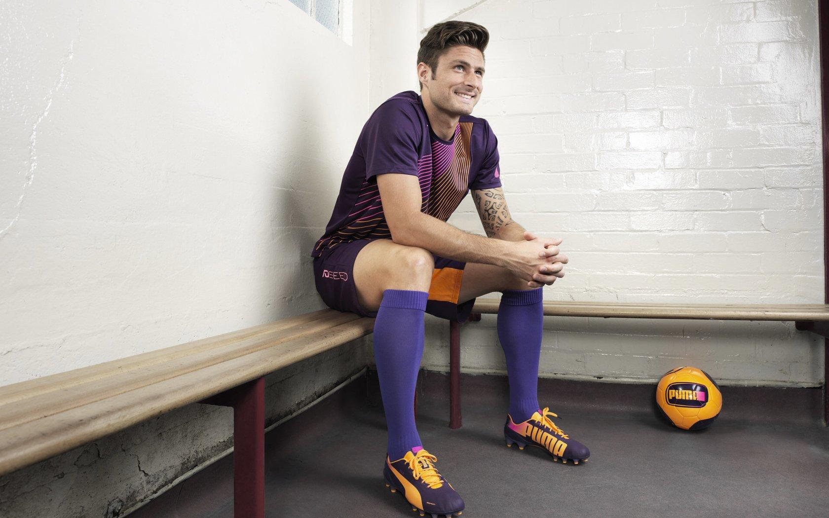 CBA季后赛激战正酣 辽宁男篮力克广东宏远挺进总决赛