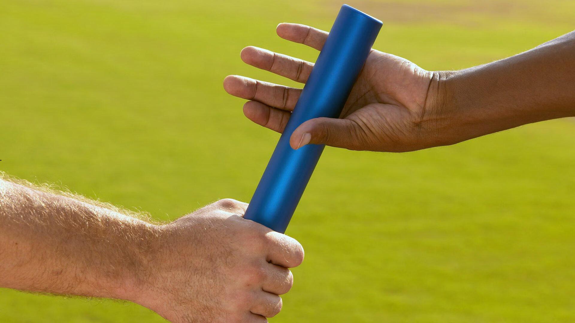 美国短跑名将打破尘封15年男子200米世界纪录 创造田径新历史